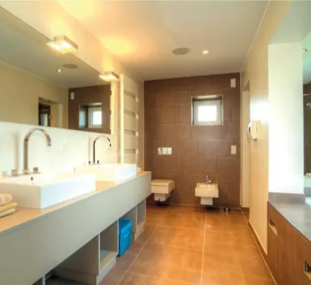 Penthouse 211 * Rechlin